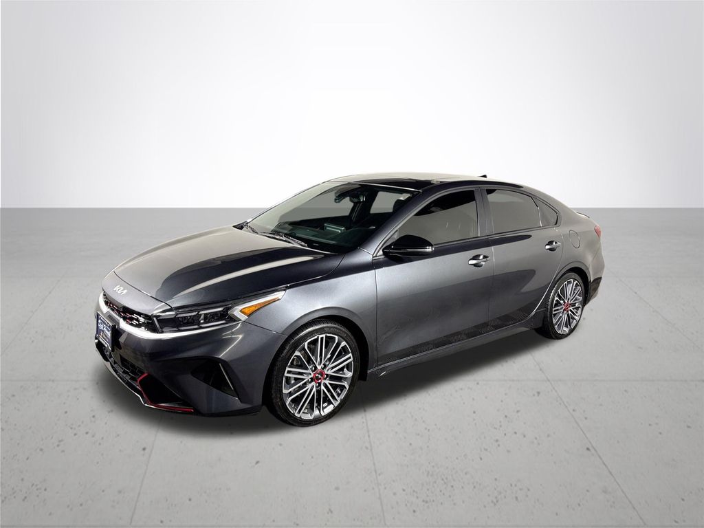 2023 Kia Forte GT photo 2