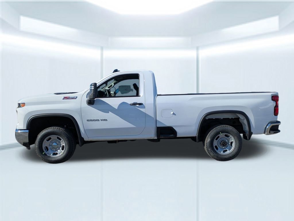 2025 Chevrolet Silverado 2500HD photo 2