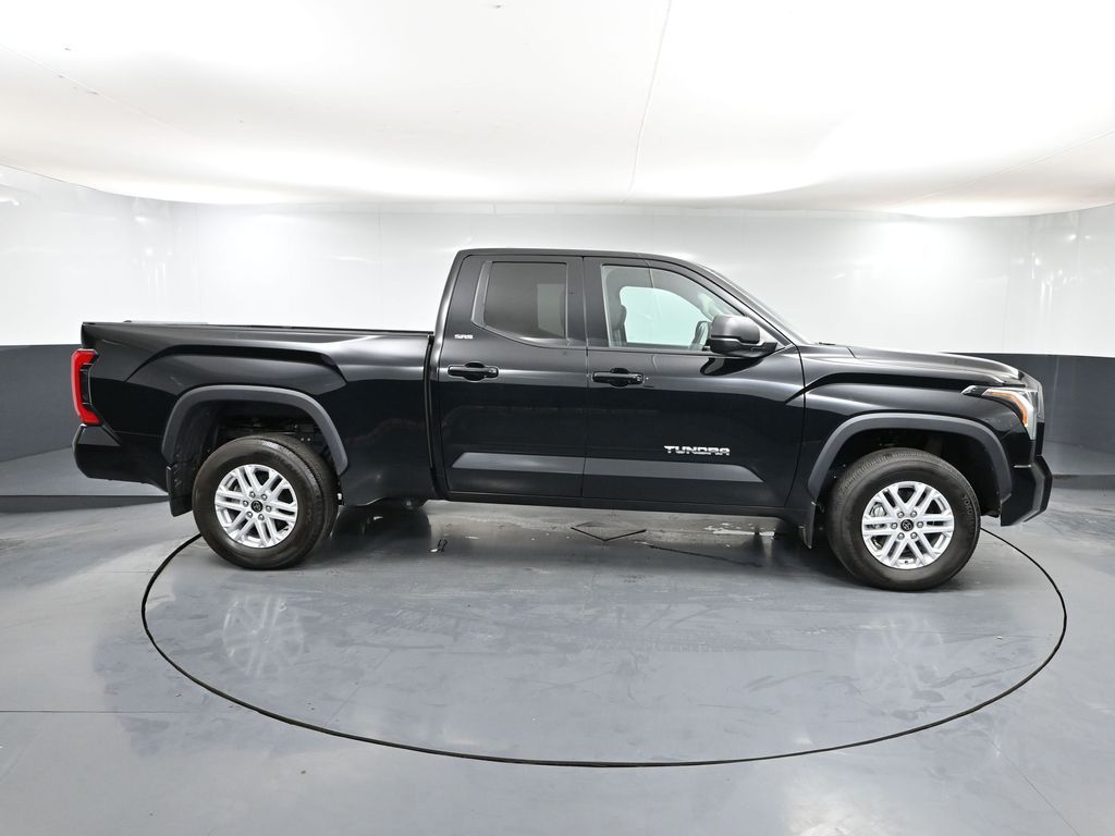 2023 Toyota Tundra SR5 photo 5