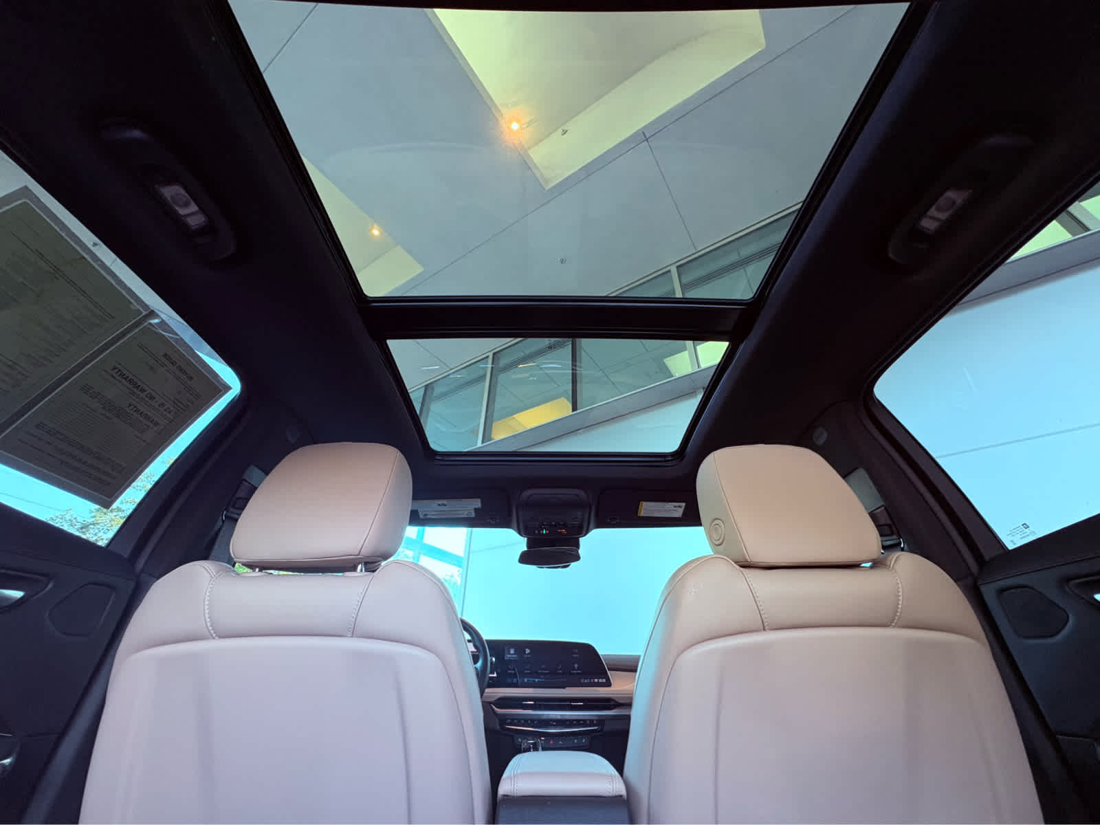 2025 Cadillac XT4 Premium Luxury photo 16