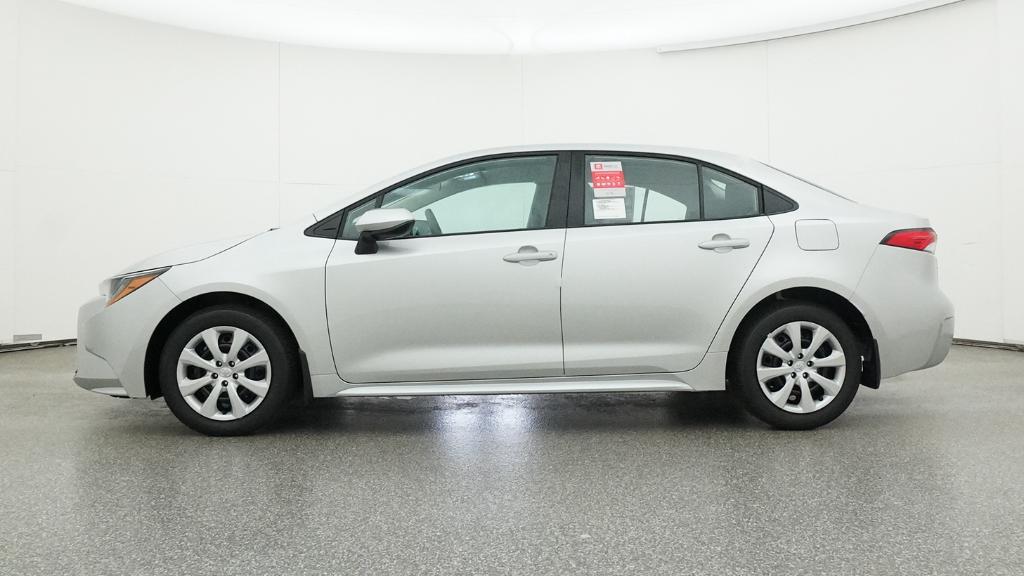 2025 Toyota Corolla LE photo 7