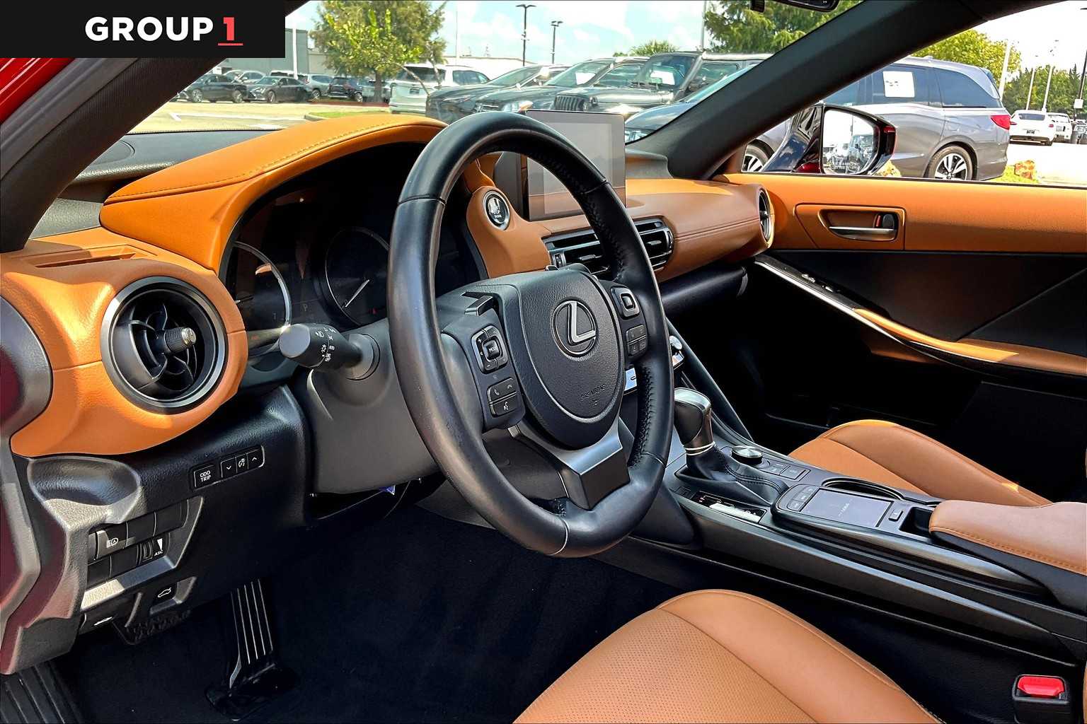 2023 Lexus IS F SPORT photo 14