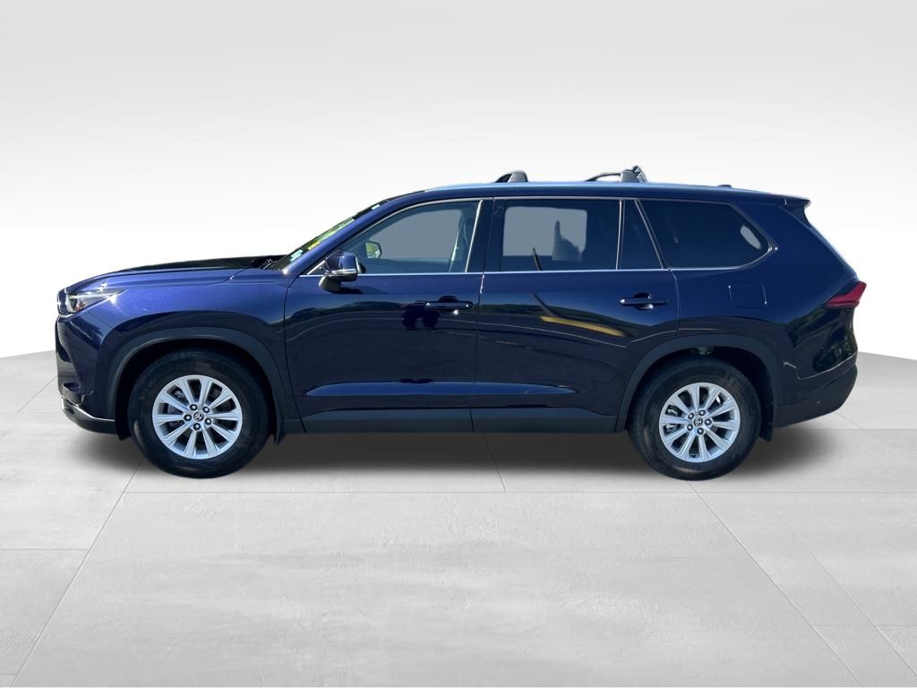 2024 Toyota Highlander Hybrid XLE photo 2