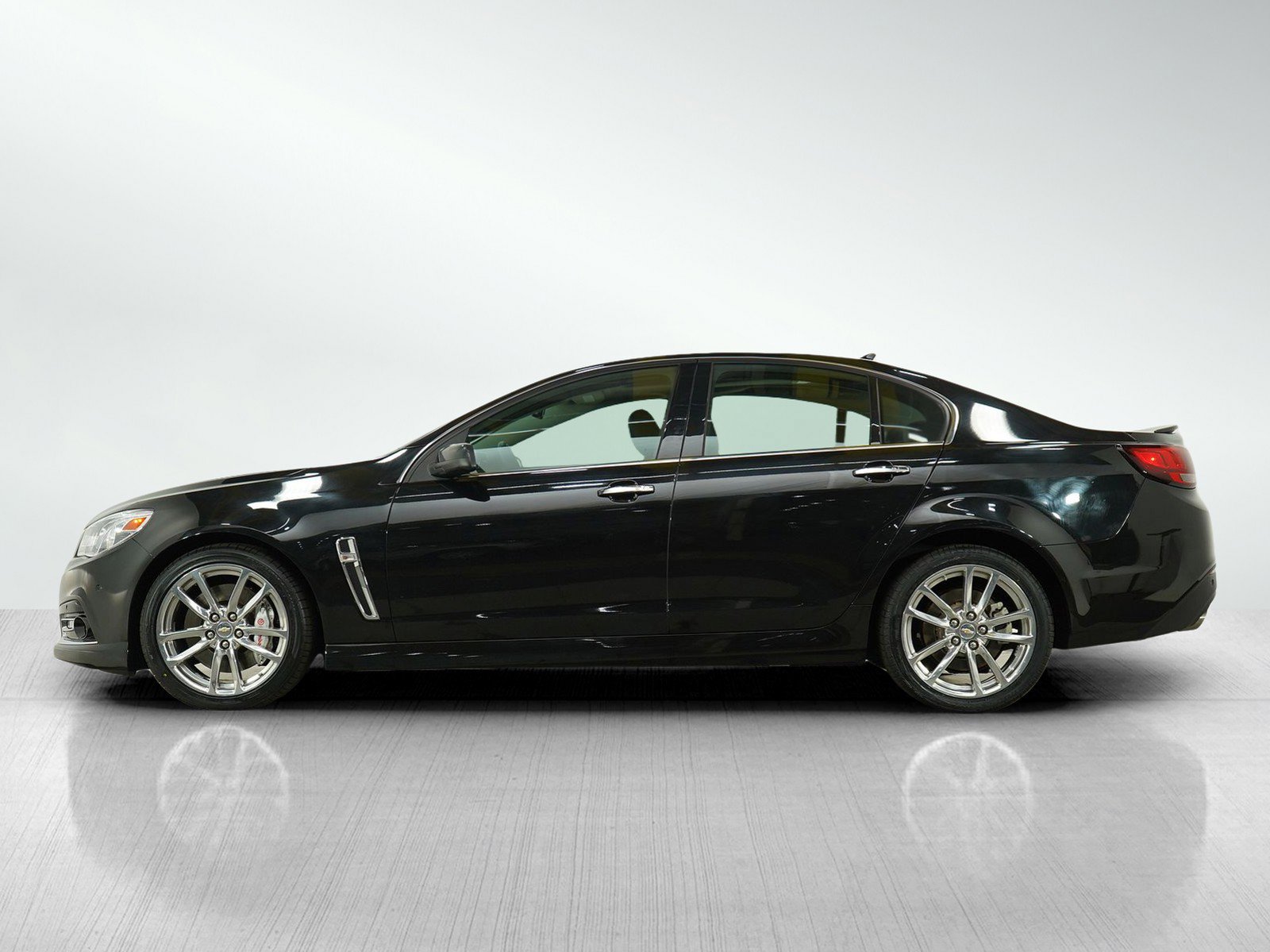 Used 2014 Chevrolet SS Base with VIN 6G3F15RW4EL933100 for sale in Bloomington, Minnesota