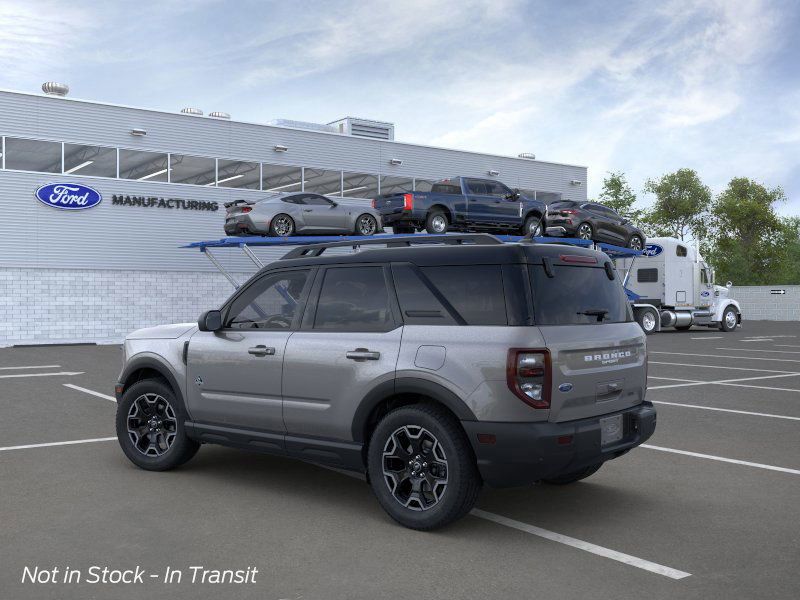 2025 Ford Bronco Sport Outer Banks photo 4