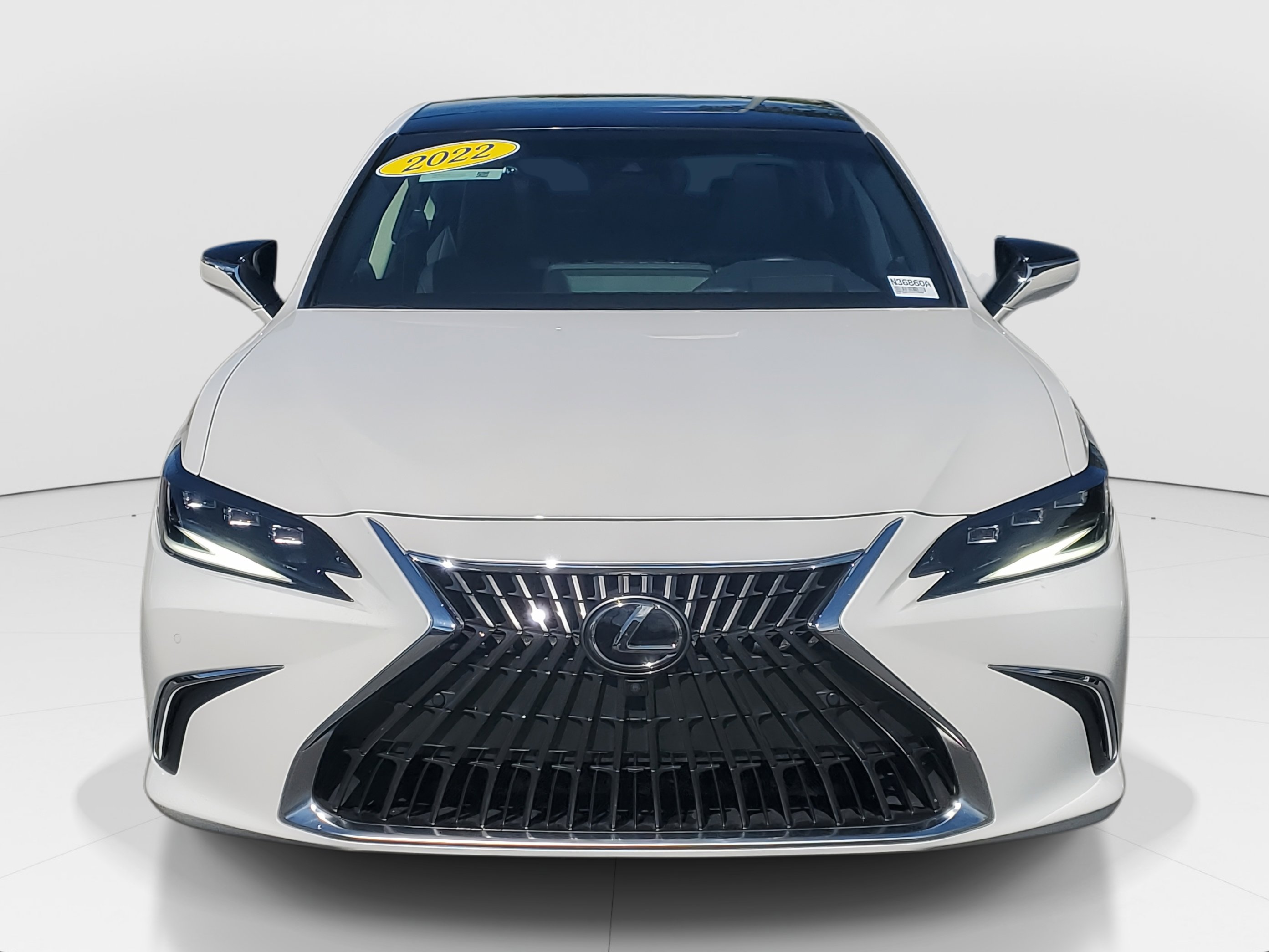 2022 Lexus ES 350 Ultra Luxury photo 3