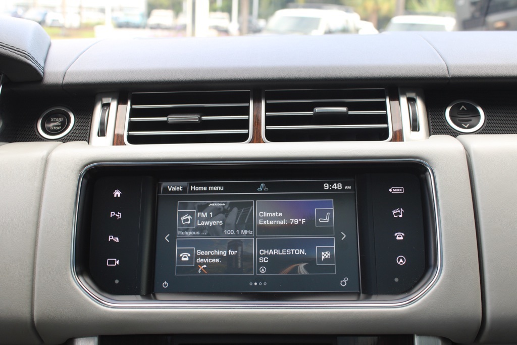 2016 Land Rover Range Rover HSE photo 20