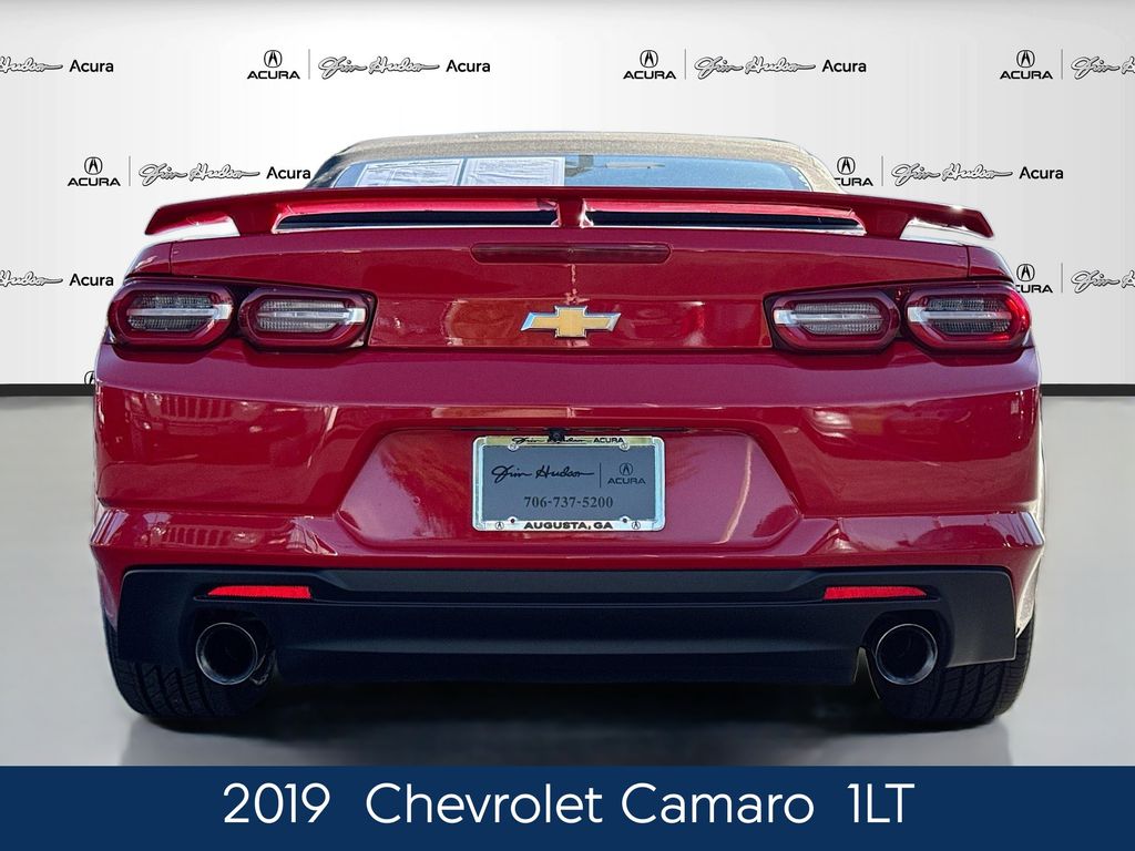 2019 Chevrolet Camaro 1LT photo 4