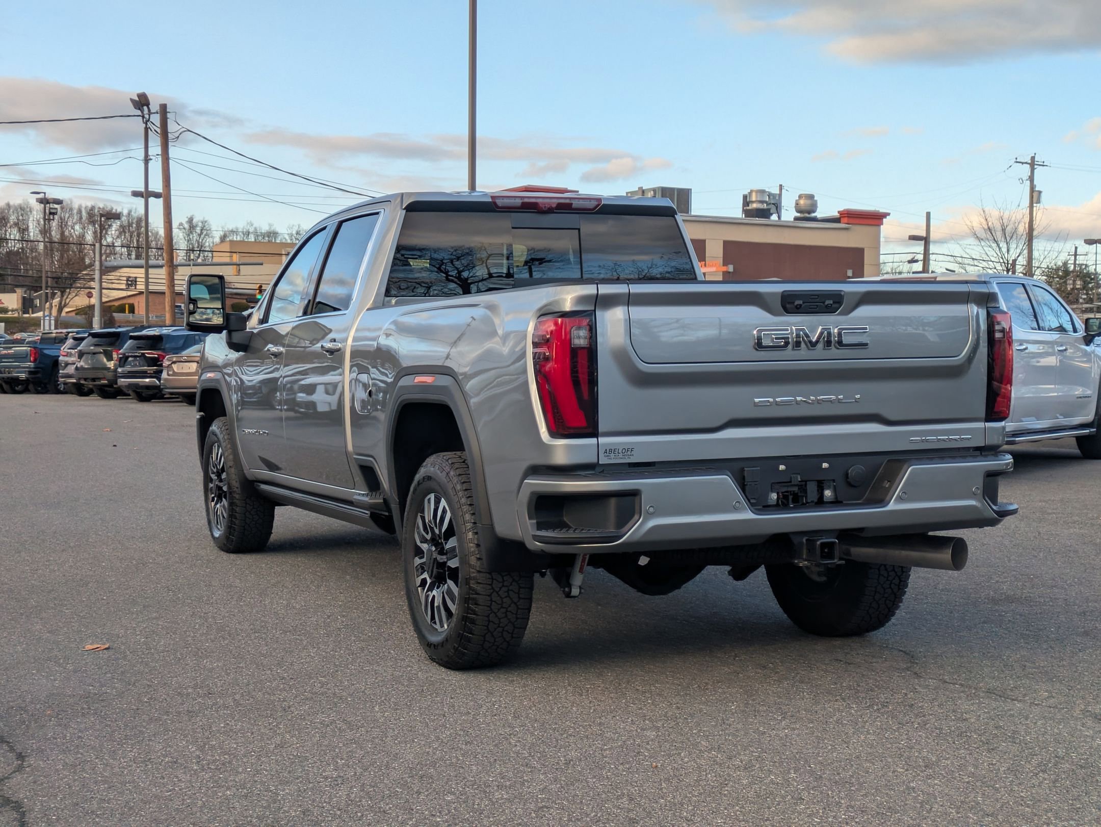 2026 Gmc Sierra 2500 HD Denali Ultimate photo 4