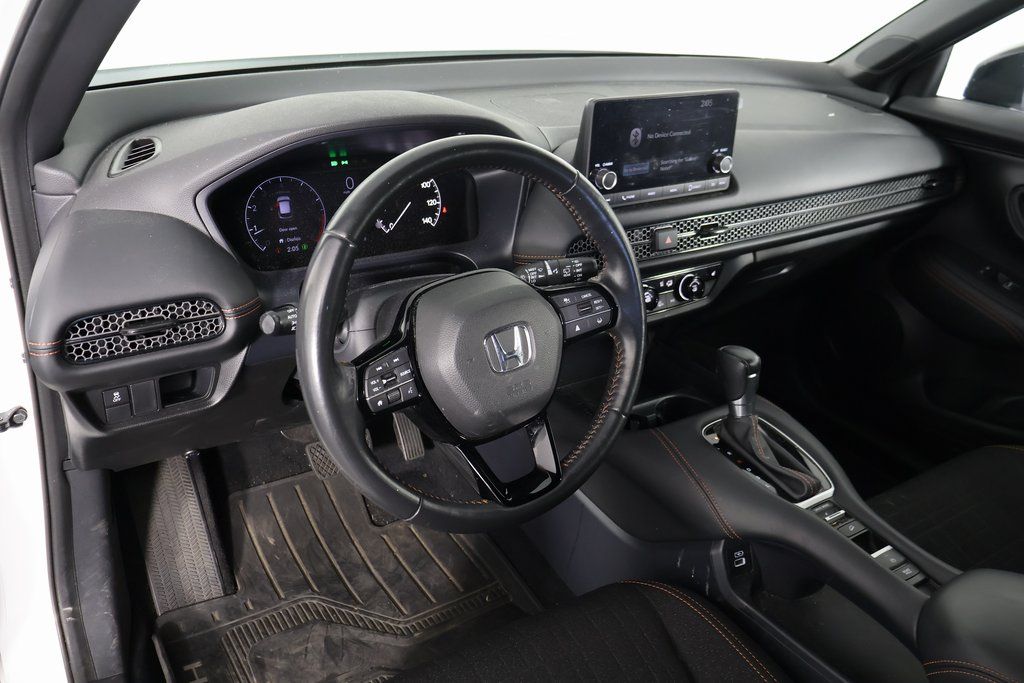 2023 Honda HR-V Sport photo 3