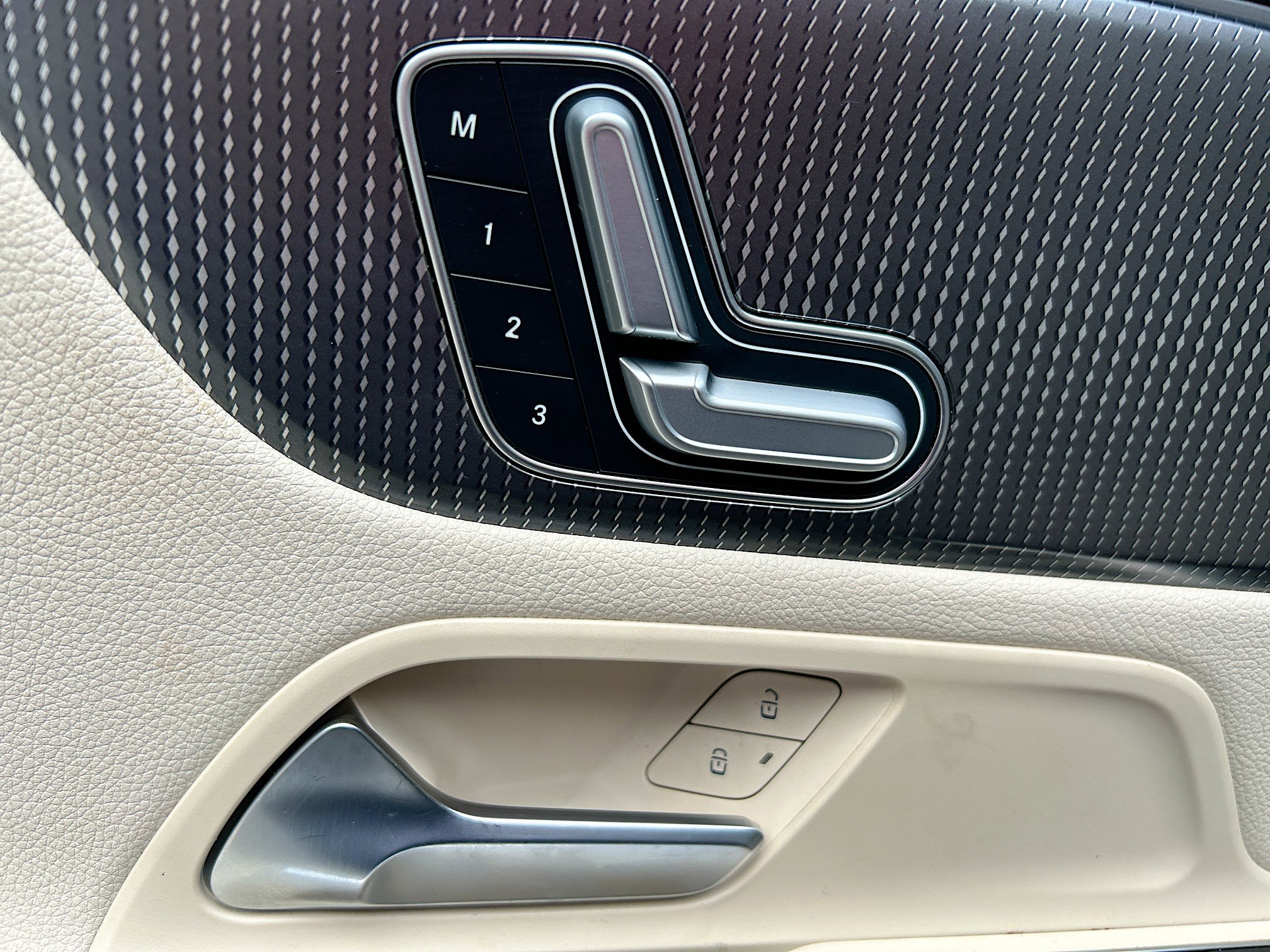 2021 Mercedes Benz GLA 250 photo 17