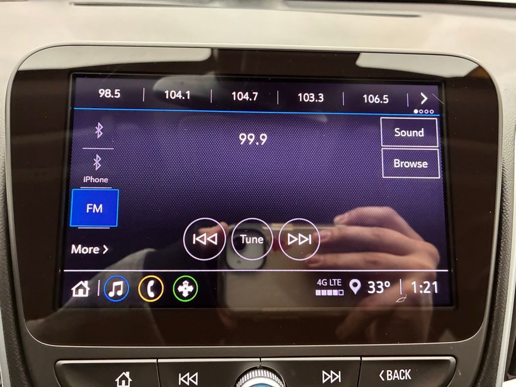 2024 Chevrolet Malibu RS photo 3