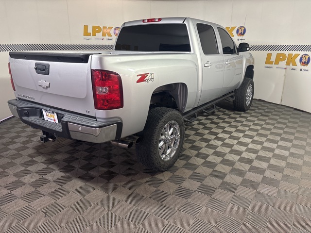 2012 Chevrolet Silverado 1500 LT photo 3