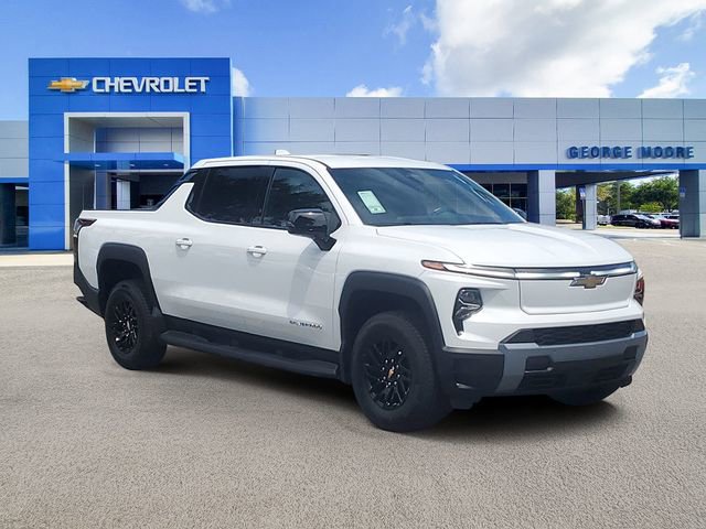 2026 Chevrolet Silverado EV LT's photo