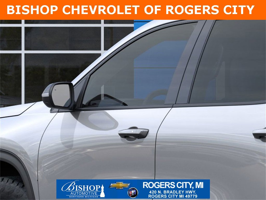 2026 Chevrolet Traverse Z71 photo 11