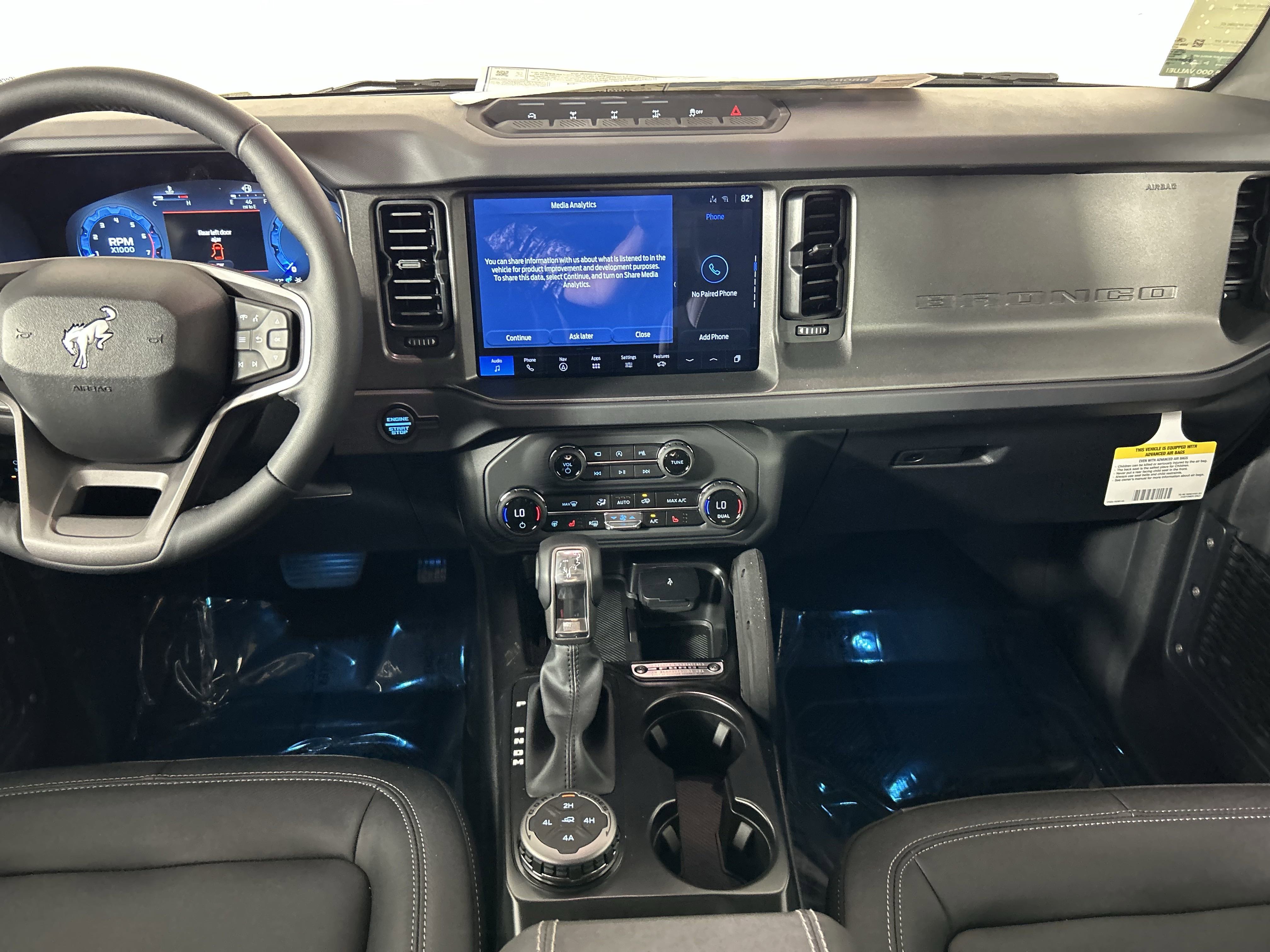 2025 Ford Bronco Badlands photo 3