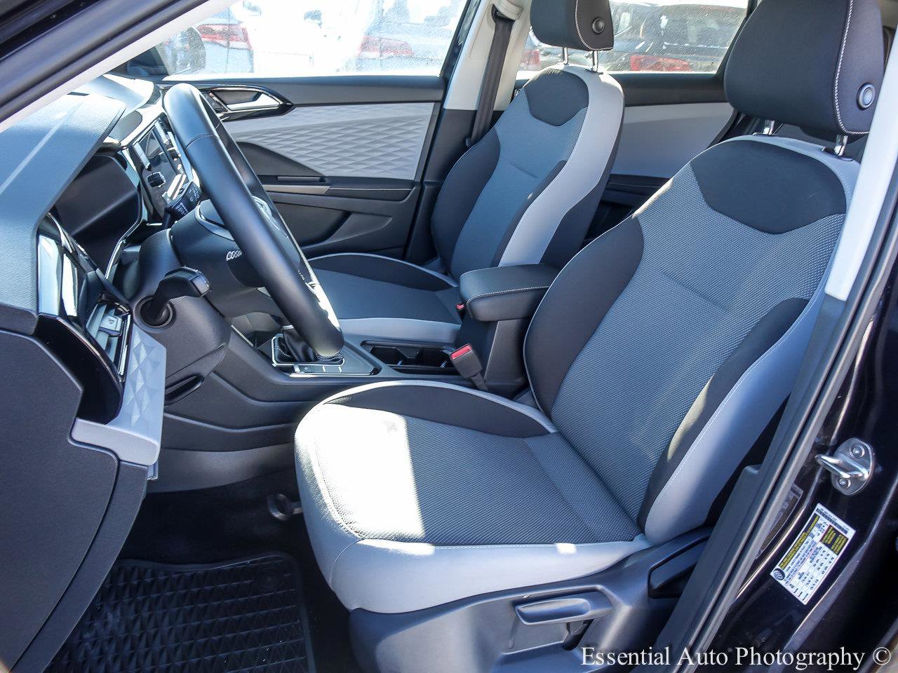 2024 VOLKSWAGEN TAOS - Image 7