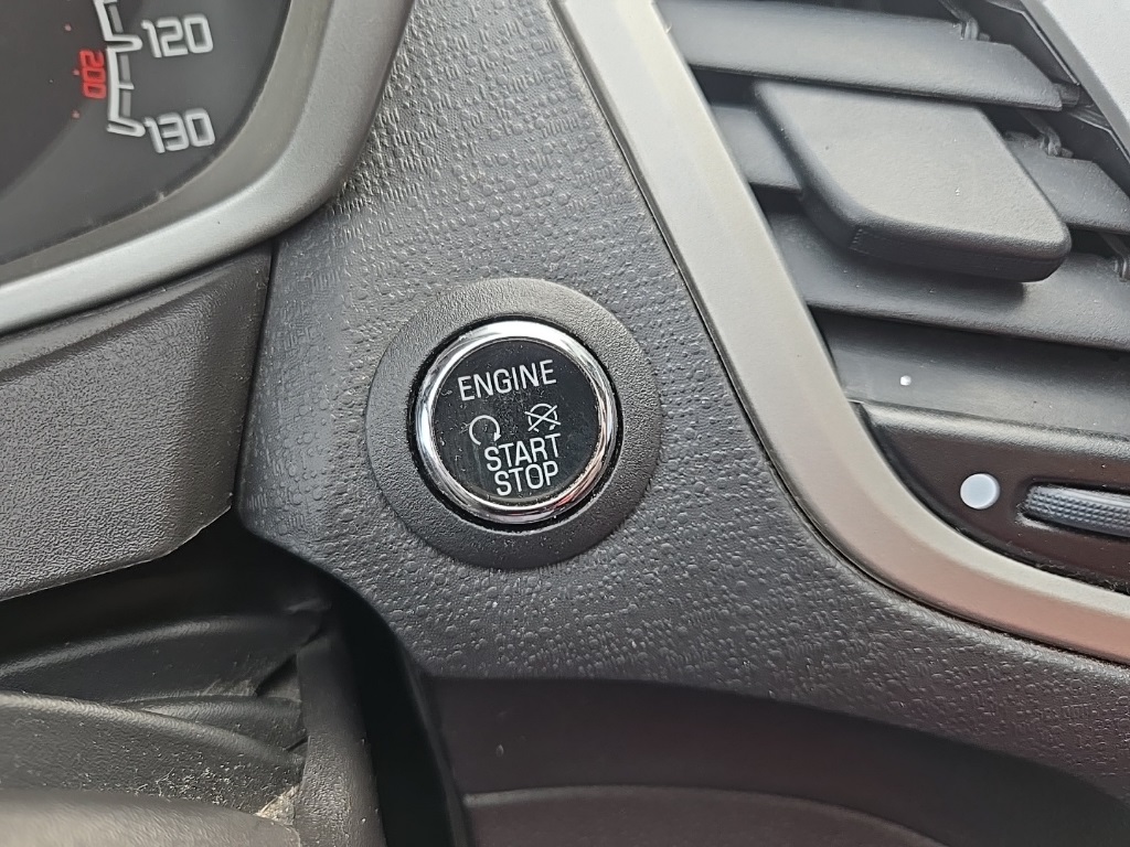 2011 Ford Fiesta SES photo 39