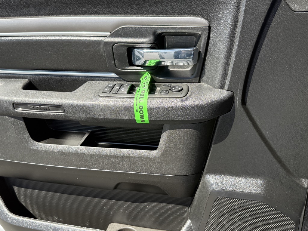 2022 Ram 1500 Classic Warlock photo 17