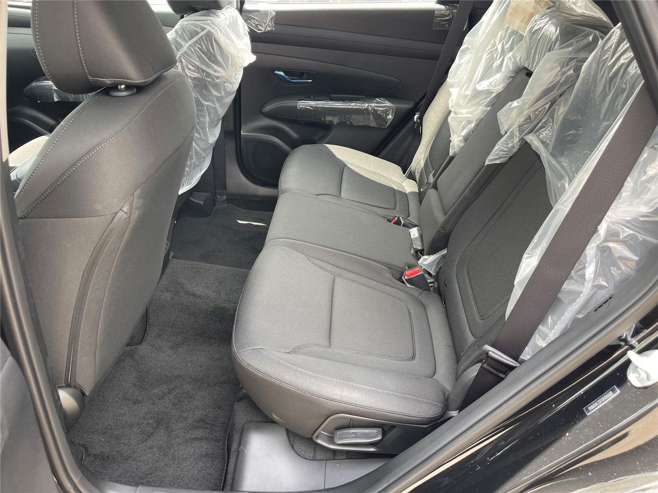 2025 Hyundai Tucson SE photo 7