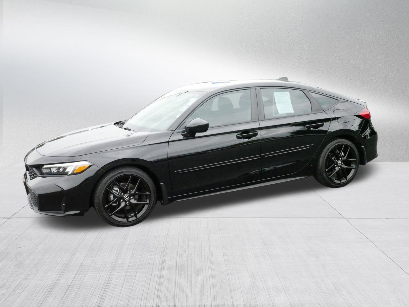 2025 Honda Civic Hatchback Sport photo 2