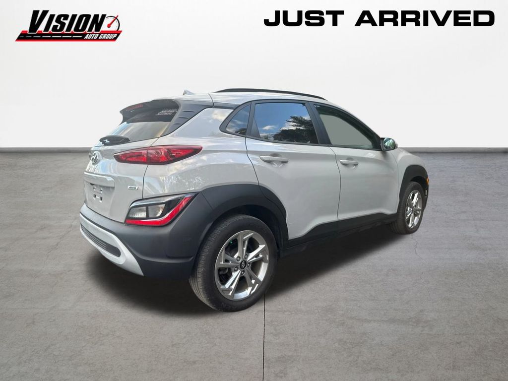 2023 Hyundai Kona SEL photo 4