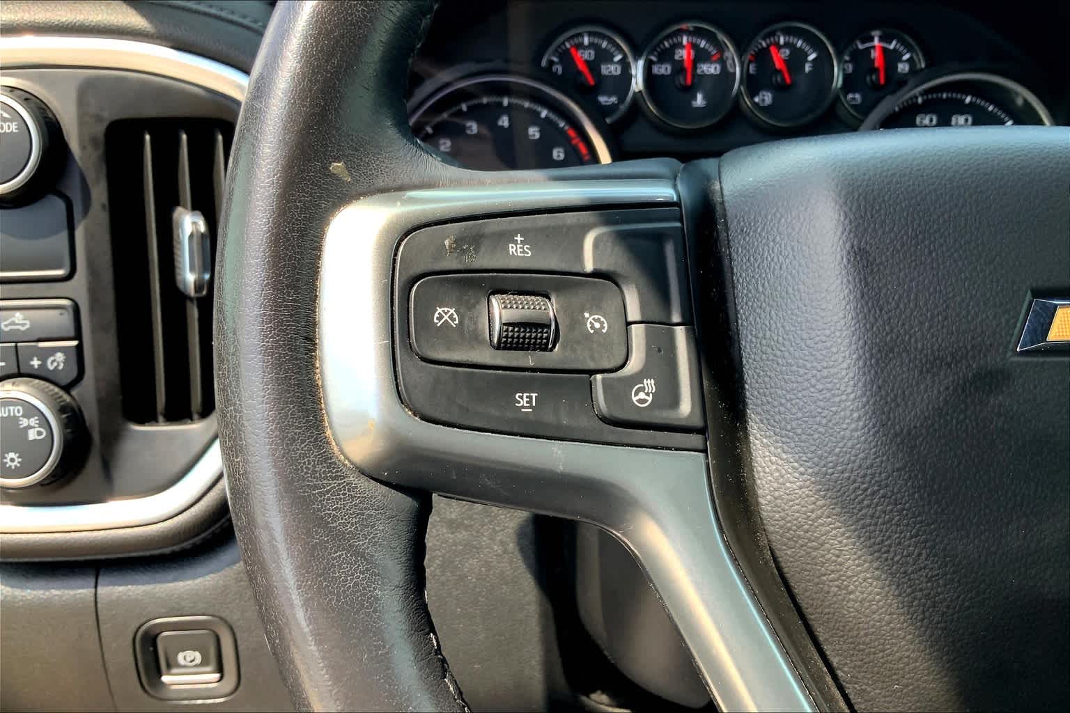 2021 Chevrolet Silverado 1500 LT photo 22
