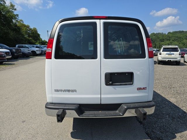 2023 Gmc Savana 2500 Cargo photo 3