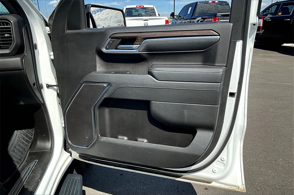 2023 Chevrolet Silverado 1500 RST photo 24
