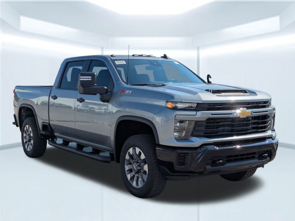 2026 Chevrolet Silverado 2500HD Custom photo 6