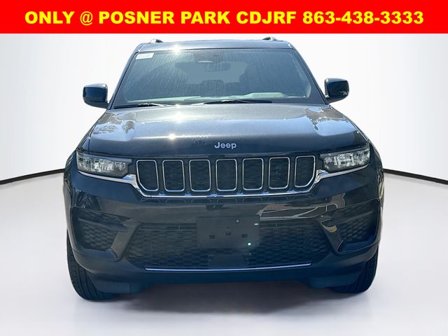 2025 Jeep Grand Cherokee Laredo X photo 2