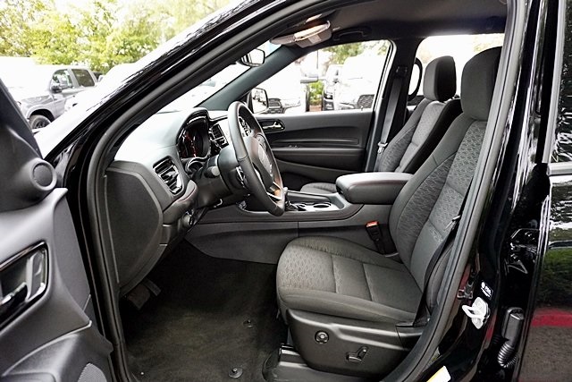 New 2026 Diamond Black Clear-Coat Exterior Paint Dodge GT image 17