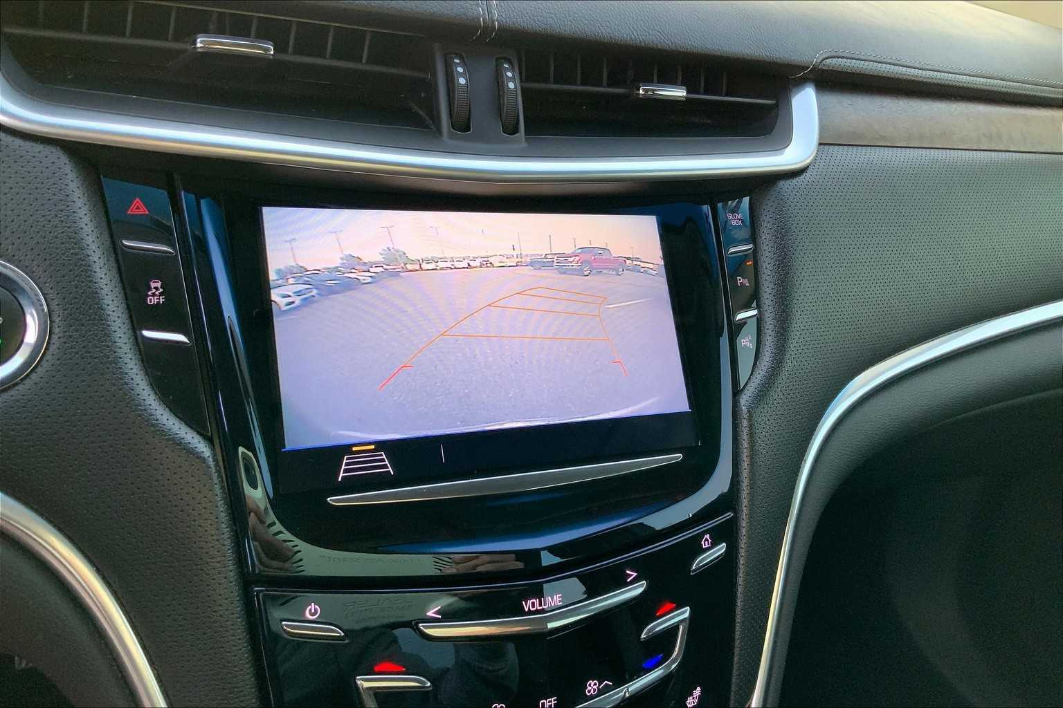 2018 Cadillac XTS Luxury photo 26
