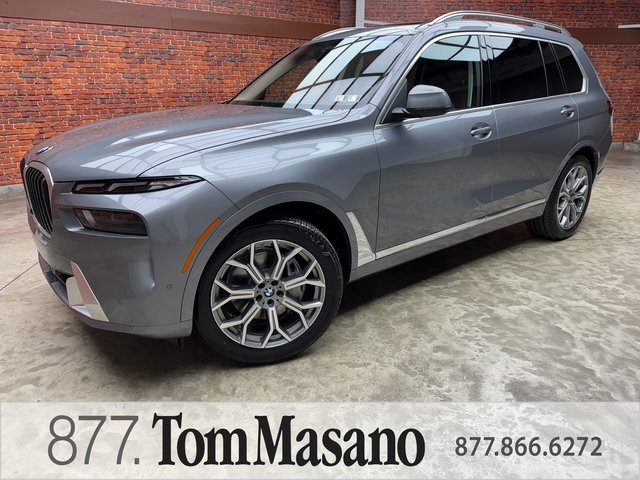 2026 BMW X7 40i's photo