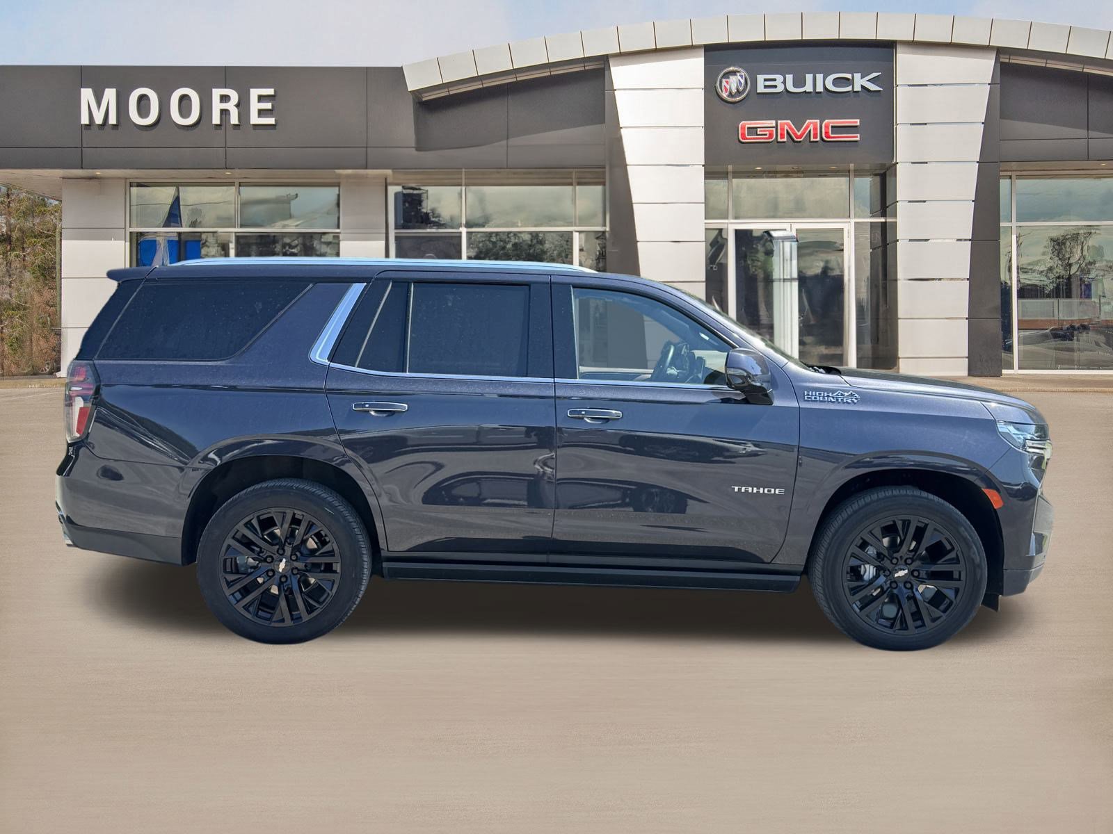 2023 Chevrolet Tahoe High Country photo 2