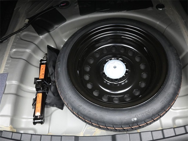 2025 Nissan Sentra SV photo 25