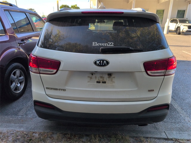 2016 Kia Sorento LX photo 3