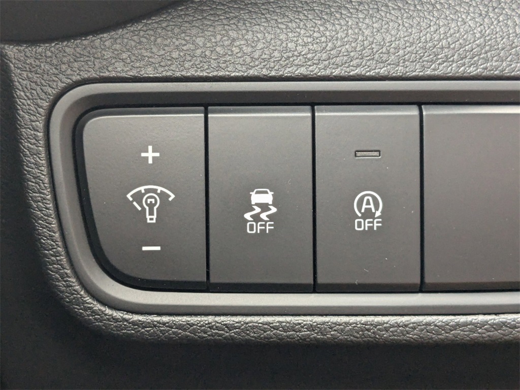 2025 Kia Soul LX S photo 24