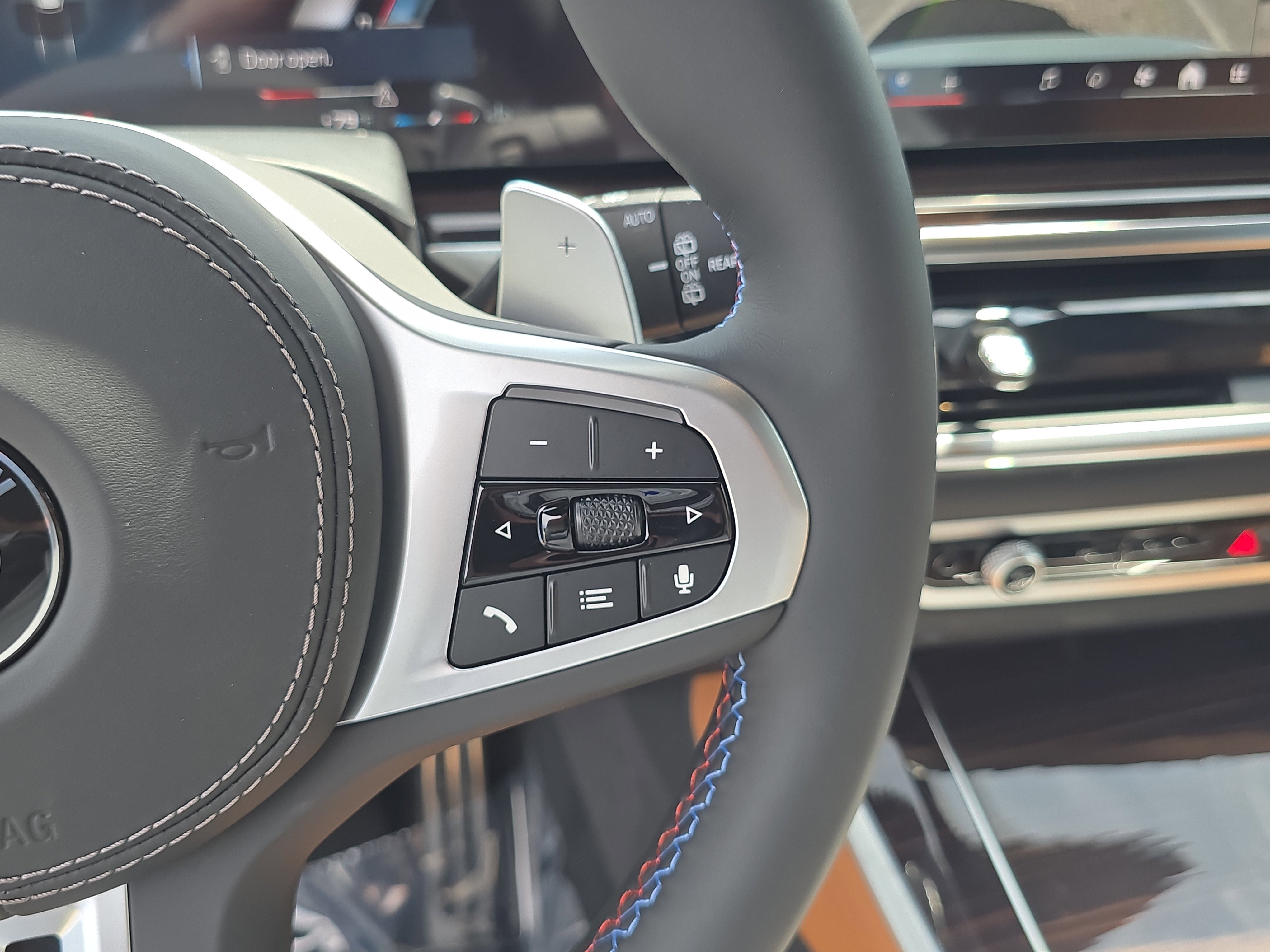 2026 Bmw X5 M60i photo 14