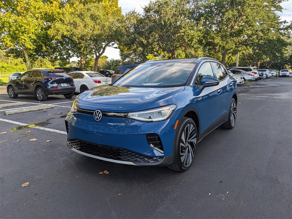 2025 Volkswagen ID.4 Pro Plus photo 2