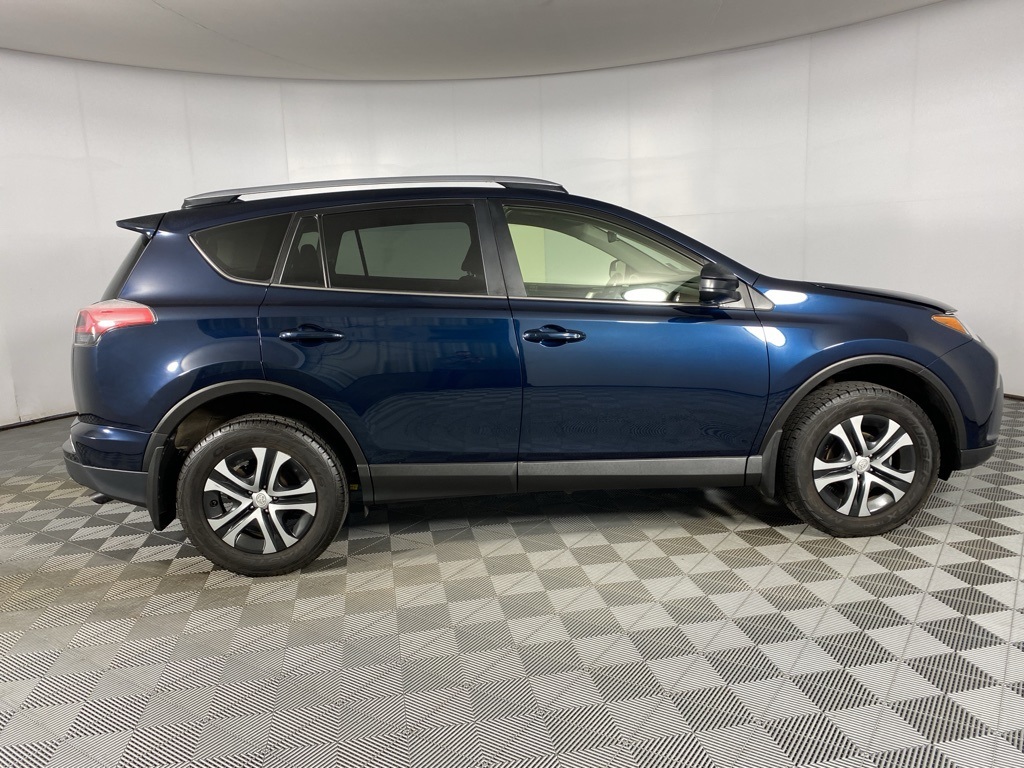 2018 Toyota RAV4 LE photo 26