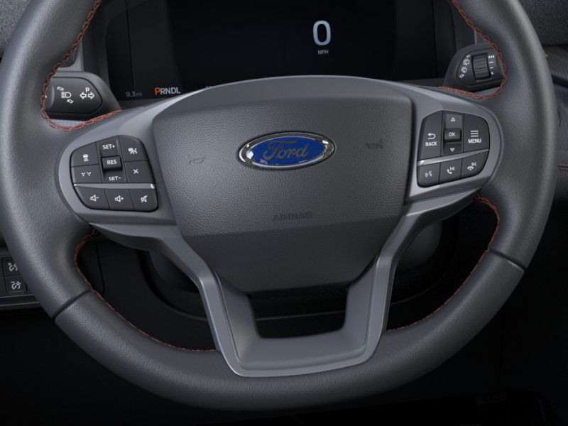 2025 Ford Explorer photo 7
