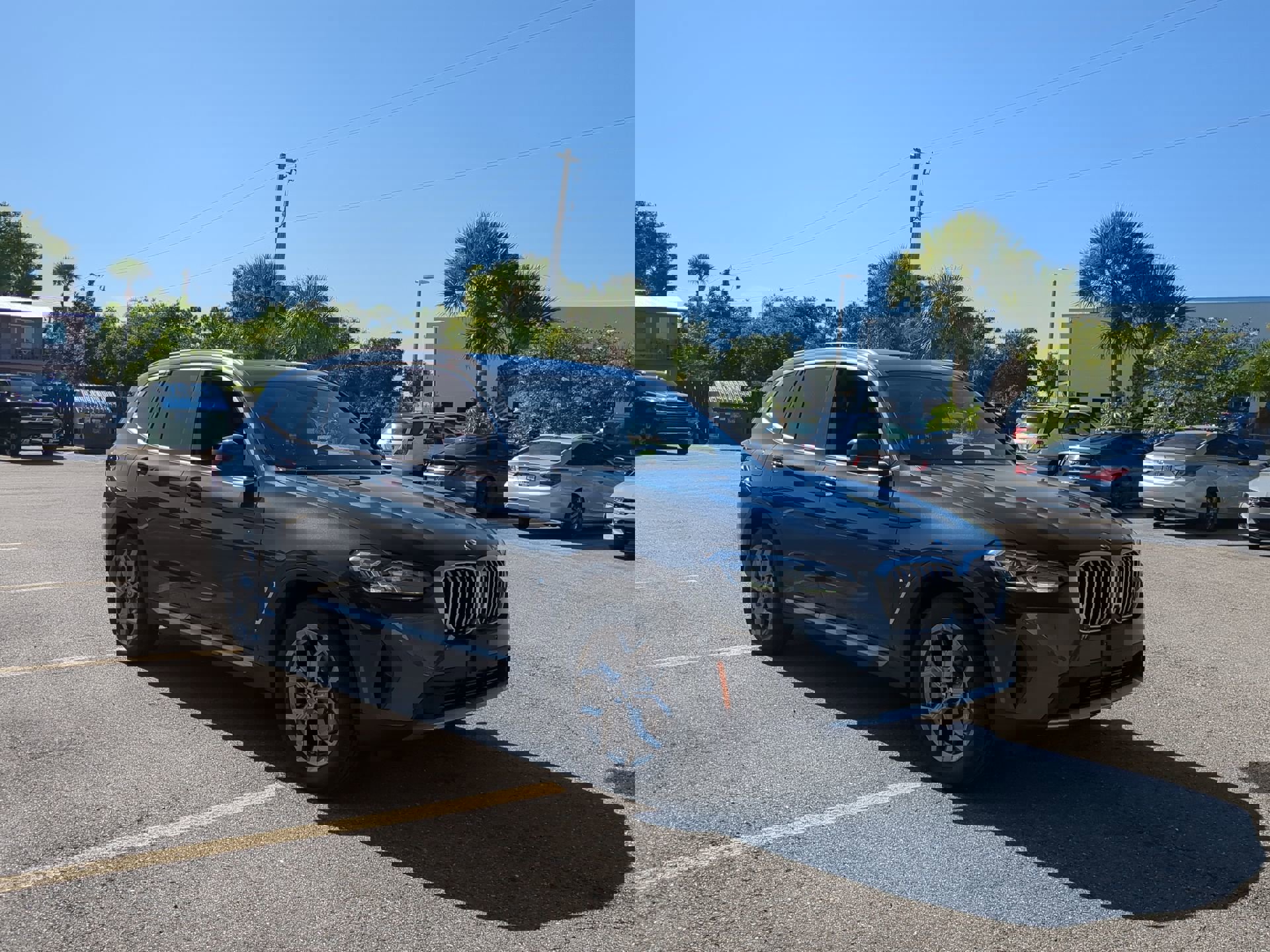 5UX53DP04R9V75588