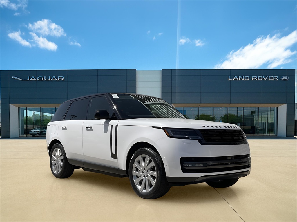 2025 Land Rover Range Rover SE photo 4