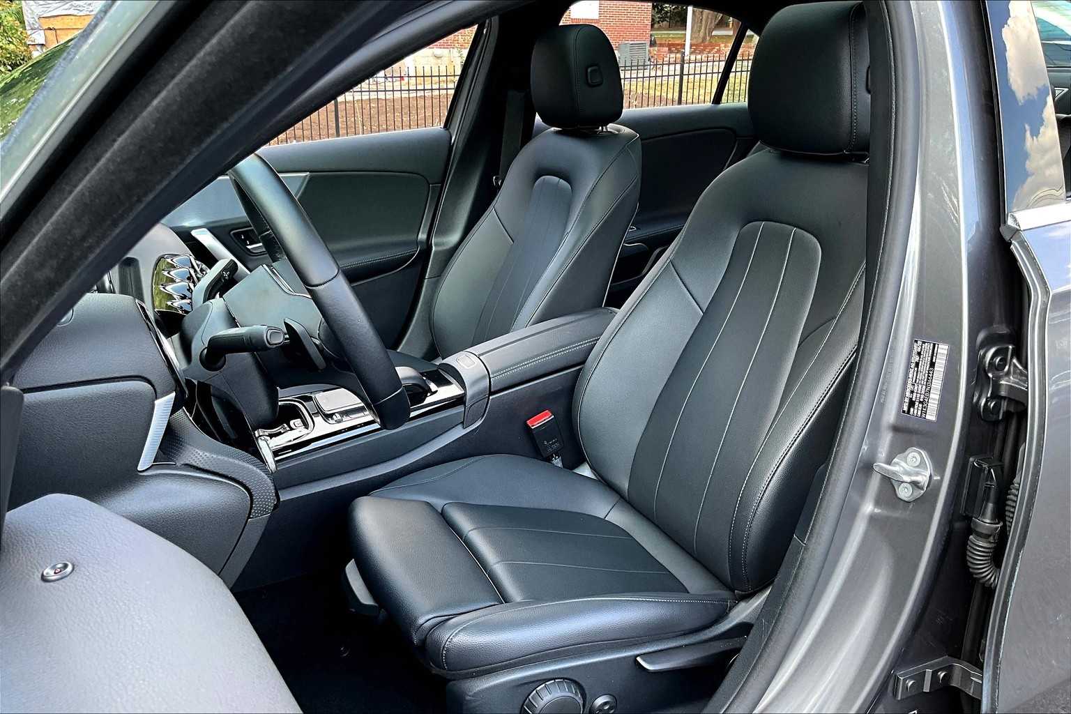 2022 Mercedes Benz A 220 photo 7