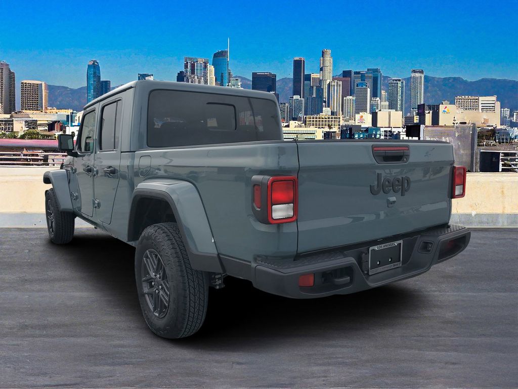 2026 Jeep Gladiator Sport S photo 4