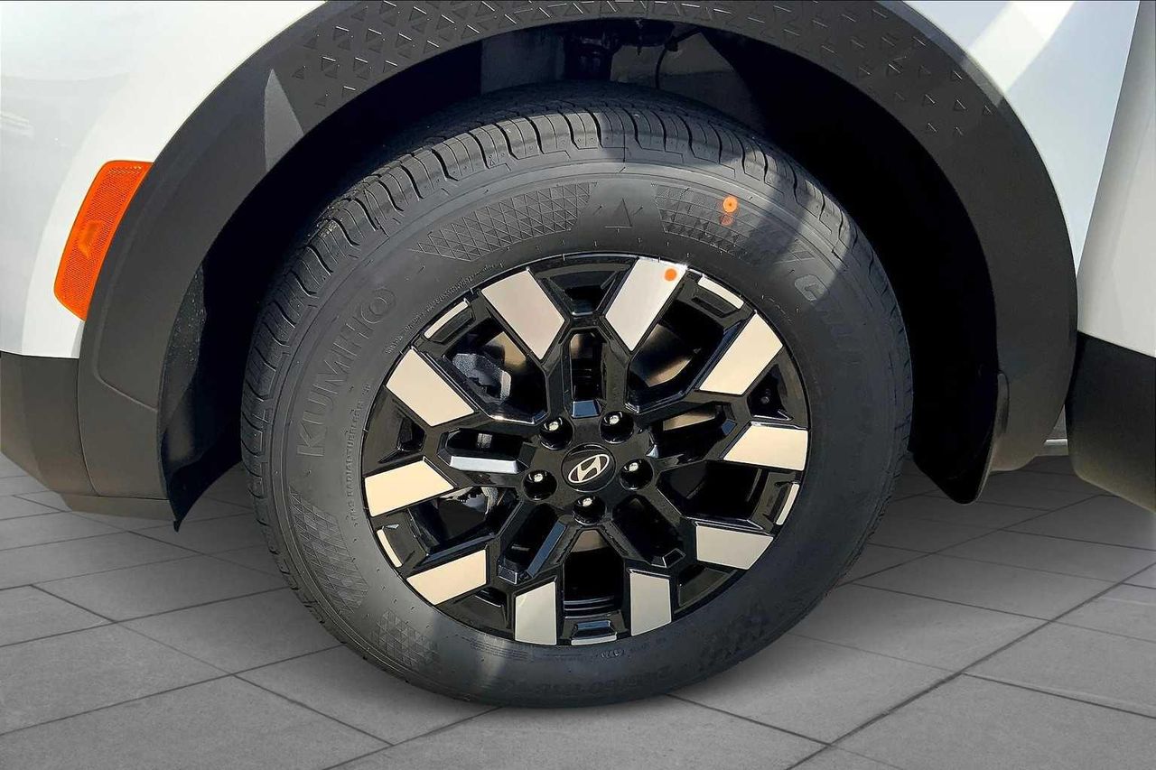 2026 Hyundai Santa Cruz SE photo 11