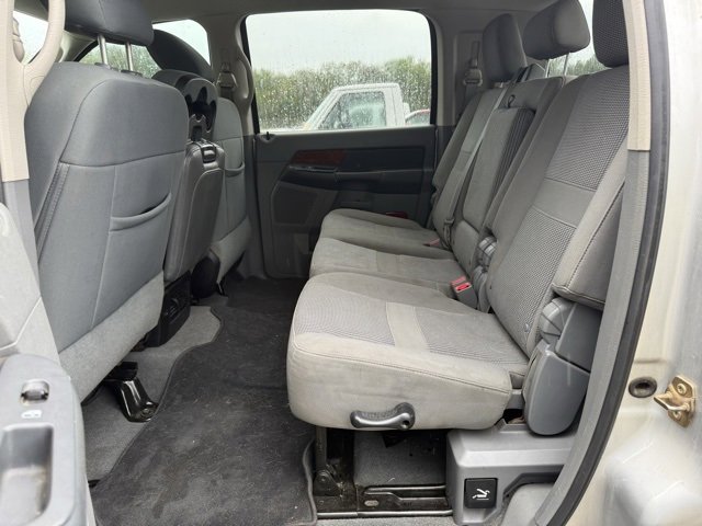 2006 Dodge Ram 3500 SLT photo 8