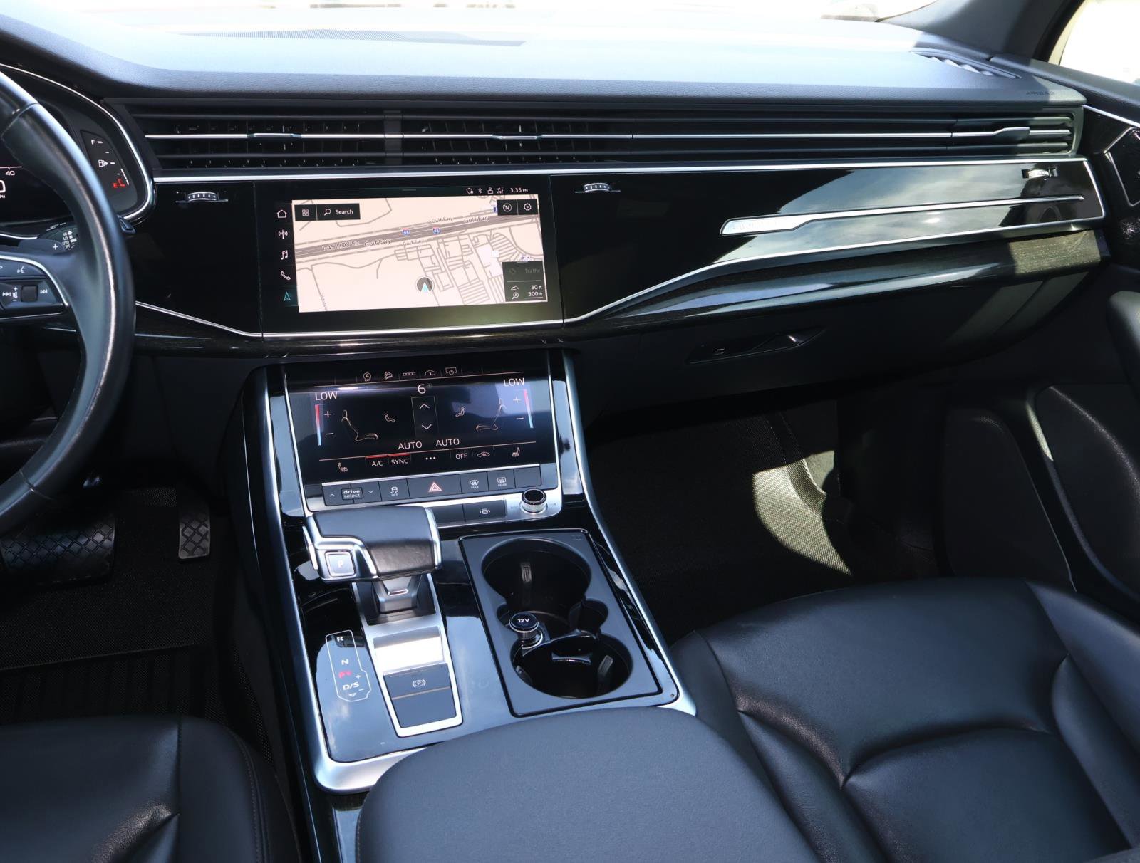 2021 Audi Q7 Premium photo 11