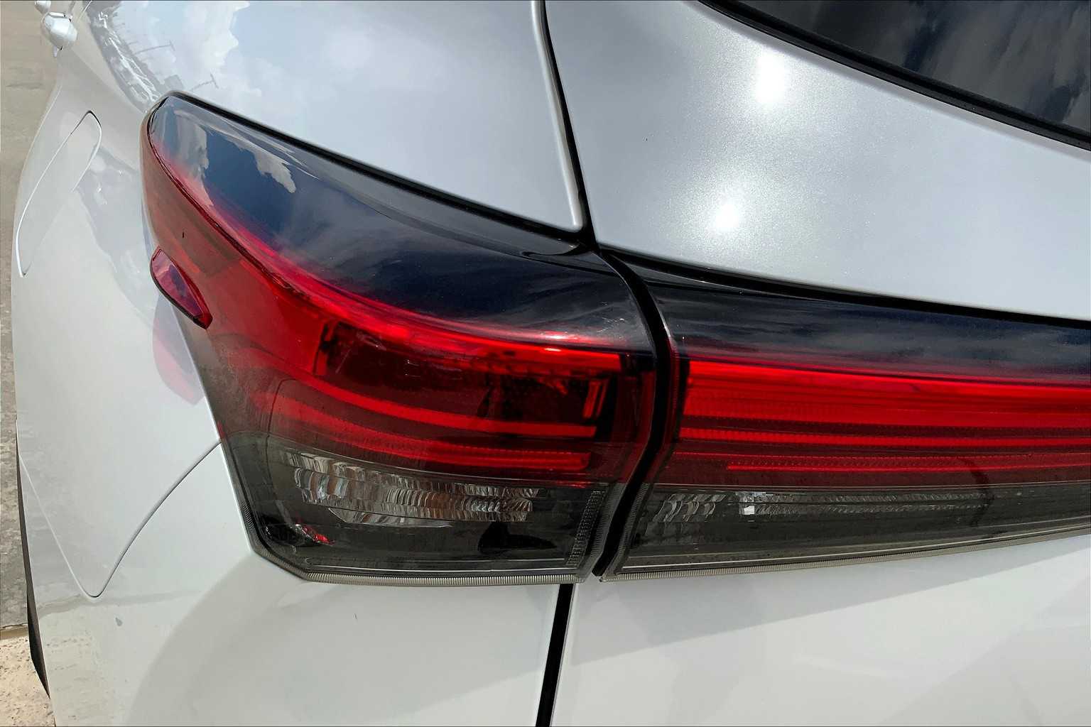 2022 Toyota Highlander XLE photo 24
